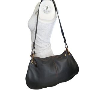 MAXX New York shoulder bag black accordion crossbody leather everyday purse